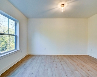 20 Encampment Ct 211 - Photo Thumbnail 22