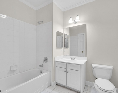 268 Victoria Drive - Photo Thumbnail 17