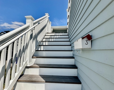 1000 Grand Avenue - Photo Thumbnail 14