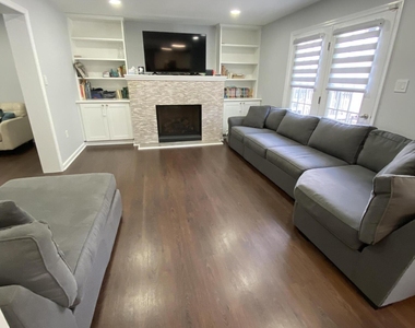 511 W Park Avenue - Photo Thumbnail 9