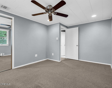 918 Charles Drive - Photo Thumbnail 27