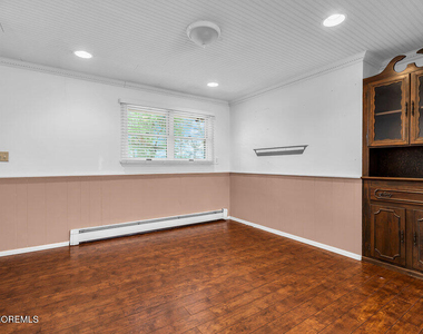 918 Charles Drive - Photo Thumbnail 18