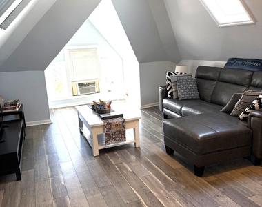 401 2nd Avenue - Photo Thumbnail 4