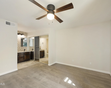 9355 N 91st Street - Photo Thumbnail 18