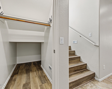 8952 W Nicolet Avenue - Photo Thumbnail 28