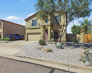 29212 N Shannon Drive - Photo Thumbnail 4