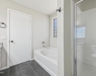 29212 N Shannon Drive - Photo Thumbnail 28