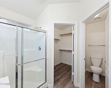 3211 E Kristal Way - Photo Thumbnail 12
