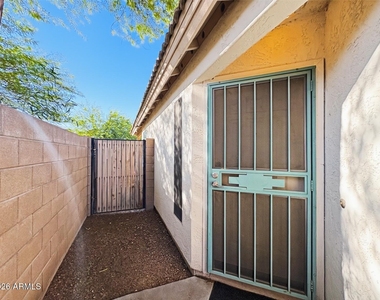 3211 E Kristal Way - Photo Thumbnail 2