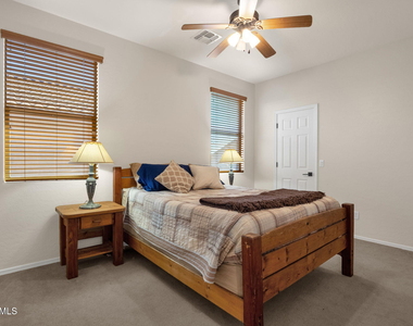 8335 W Molly Lane - Photo Thumbnail 23