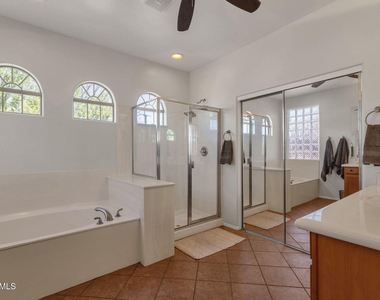 8335 W Molly Lane - Photo Thumbnail 18