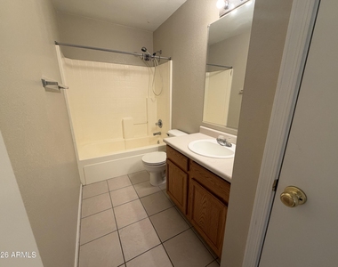 2881 E Cherry Hills Drive - Photo Thumbnail 14