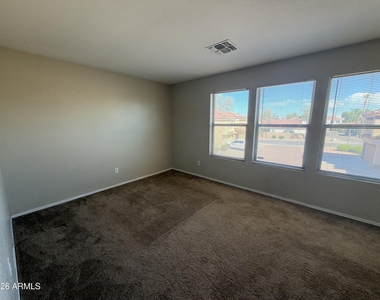 2881 E Cherry Hills Drive - Photo Thumbnail 11