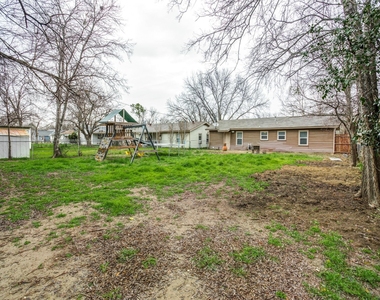 533 Nw Lorna Street - Photo Thumbnail 23