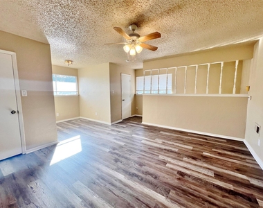 219 Rockaway Drive - Photo Thumbnail 14