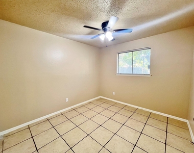 219 Rockaway Drive - Photo Thumbnail 11