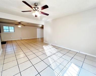 219 Rockaway Drive - Photo Thumbnail 3