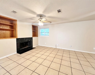 219 Rockaway Drive - Photo Thumbnail 4