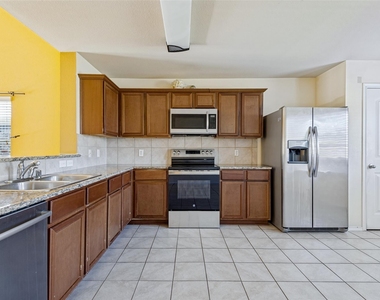 2430 Monty Street - Photo Thumbnail 8