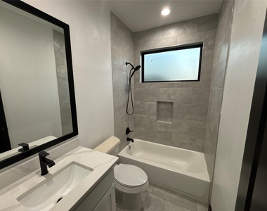 300 Avenue B - Photo Thumbnail 17