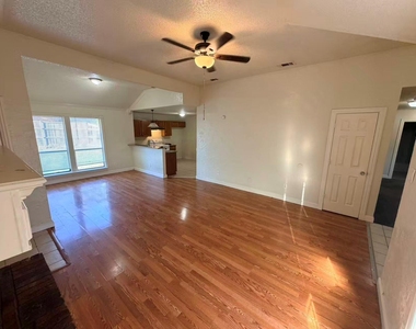 7801 Swiss Way - Photo Thumbnail 7