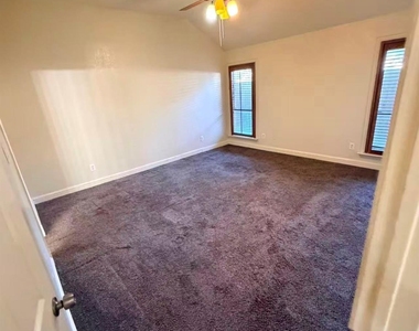 7801 Swiss Way - Photo Thumbnail 2