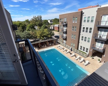 260 Davis Street - Photo Thumbnail 26