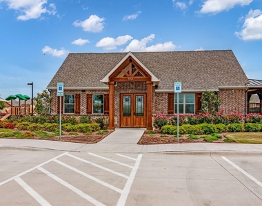 209 Wishbone Lane - Photo Thumbnail 32