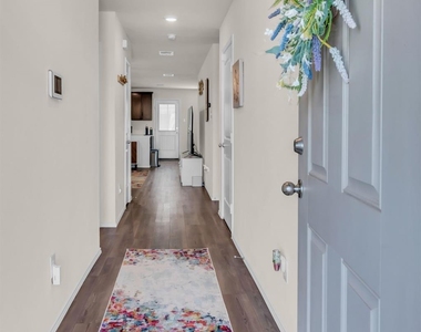 209 Wishbone Lane - Photo Thumbnail 4