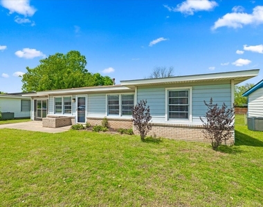 1308 Rose Avenue - Photo Thumbnail 21