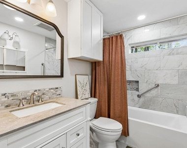 9507 Ash Creek Drive - Photo Thumbnail 7