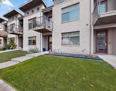2006 Matilda Street - Photo Thumbnail 3