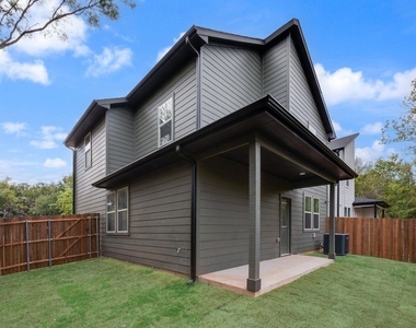 5612 Black Pine Circle - Photo Thumbnail 15