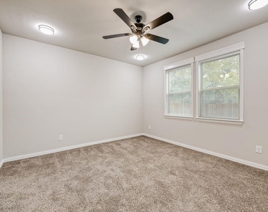 5612 Black Pine Circle - Photo Thumbnail 5