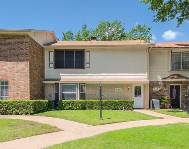 520 Pecan Acres Ct - Photo Thumbnail 3