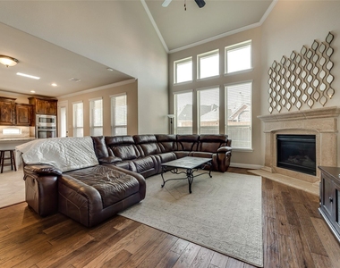 2332 Bunny Run Lane - Photo Thumbnail 9