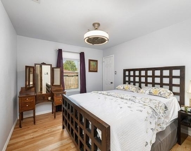 2740 Briscoe Drive - Photo Thumbnail 17