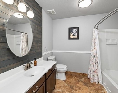 2740 Briscoe Drive - Photo Thumbnail 10