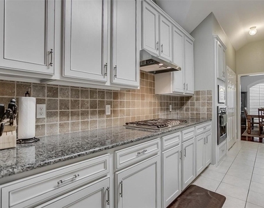 1307 Capstan Drive - Photo Thumbnail 18