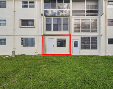 8285 Sunrise Lakes Boulevard - Photo Thumbnail 23