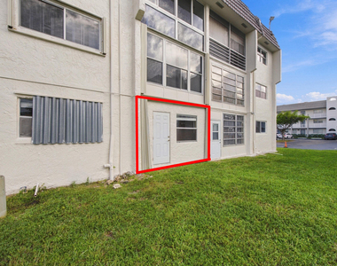 8285 Sunrise Lakes Boulevard - Photo Thumbnail 28