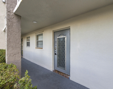8285 Sunrise Lakes Boulevard - Photo Thumbnail 2