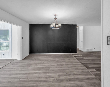 6503 Flamingo Road - Photo Thumbnail 4