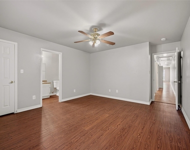 113 W Wilson Avenue - Photo Thumbnail 15