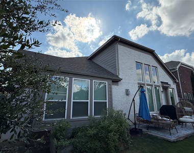 315 Chandan Way - Photo Thumbnail 23