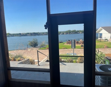 115 W Doyle Street - Photo Thumbnail 11