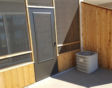 115 W Doyle Street - Photo Thumbnail 12