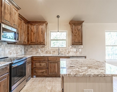 2510 Smokerise Trail - Photo Thumbnail 12