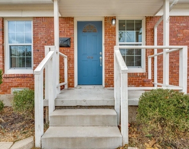 1718 Pat Drive - Photo Thumbnail 2