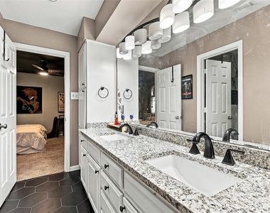707 Findlay Drive - Photo Thumbnail 27